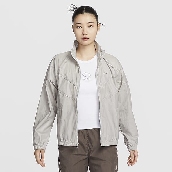 Nike jacket low price 2025